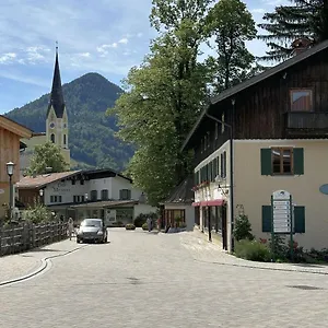 https://traumferienwohnungen-schliersee.com-bavaria.com